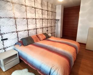 Dormitori de Apartament de lloguer en Bilbao  amb Aire condicionat