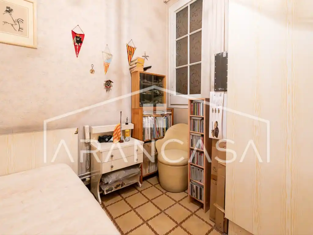 Dormitori de Apartament en venda en Barcelona