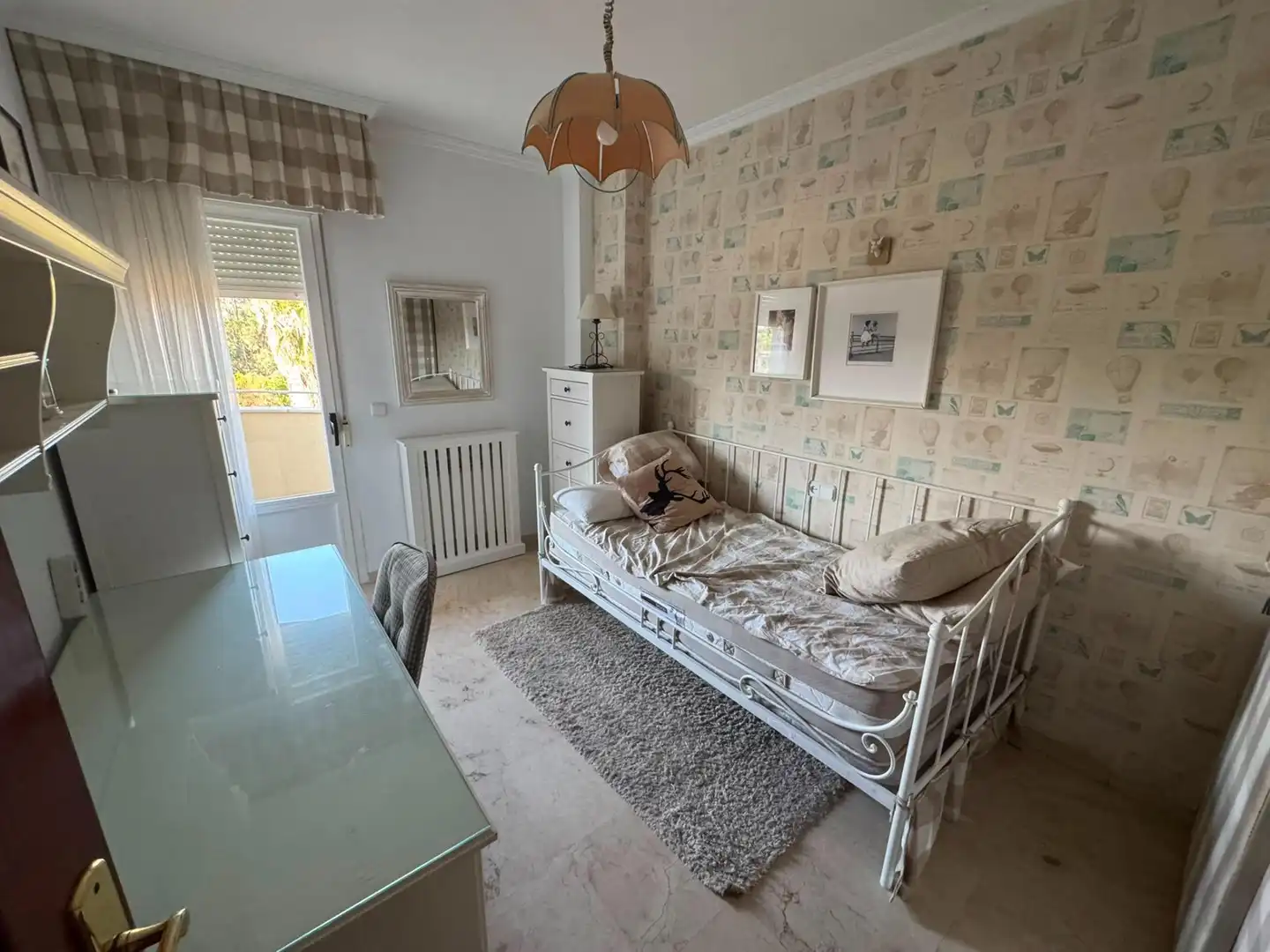 Habitación de Piso de alquiler en Cáceres con Calefacción, Terraza y Amueblado
