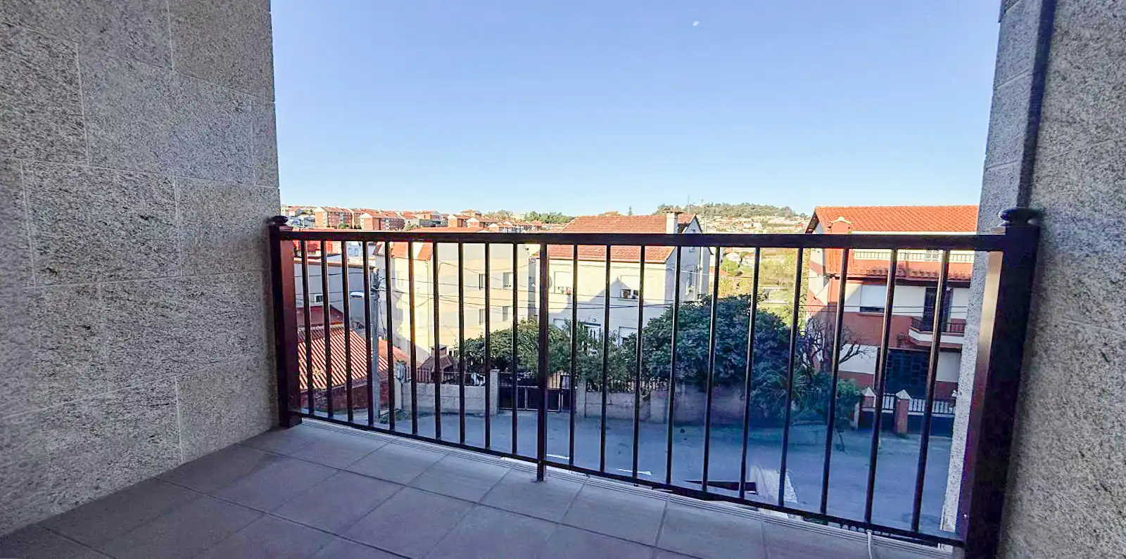 Balcony of Houses for sale in Vigo   with Heating, Private garden and Terrace