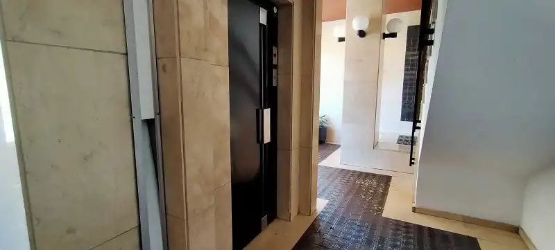 Flat with lift for sale in Eixample - Horta Capallera, imagen 2