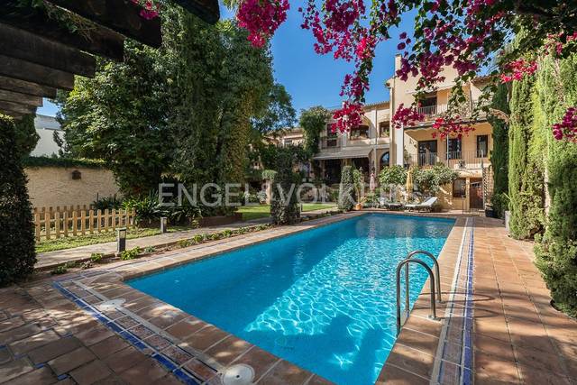 Casa-chalet en Alquiler en Rocafort