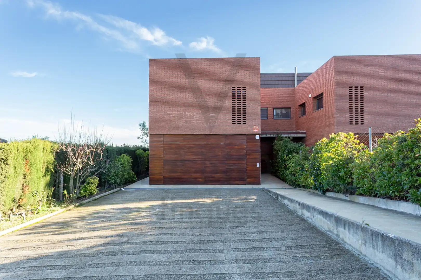 Vista exterior de Casa adosada en venda en Castellvell del Camp amb Aire condicionat, Calefacció i Jardí privat
