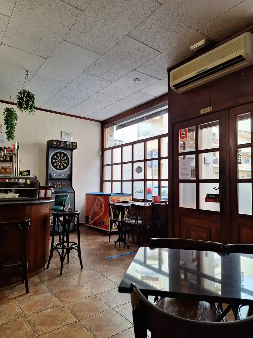 Business premises for sale in Carrer del Mas Calvo 21, imagen 3