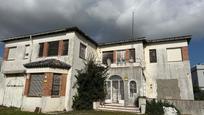 Vista exterior de Casa o xalet en venda en La Línea de la Concepción amb Terrassa