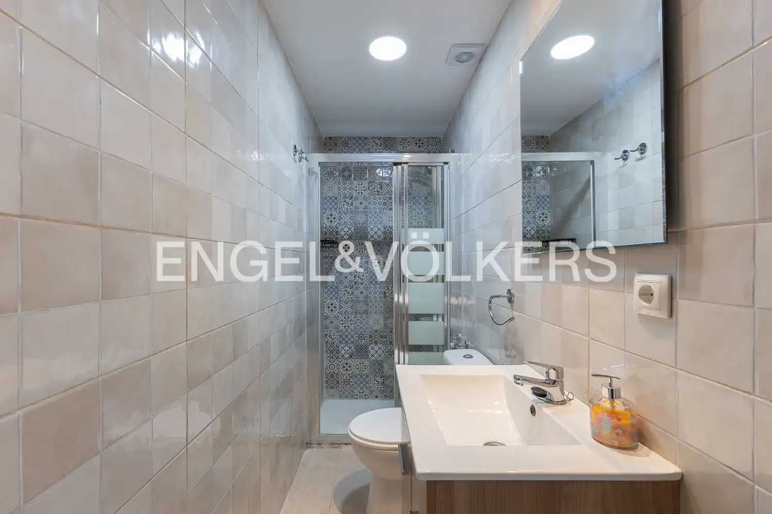Bathroom of Flat for rent in Poblats Marítims