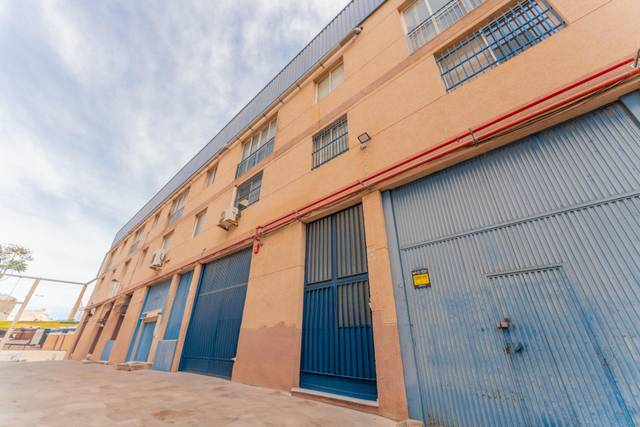 Nave industrial en Venta en San Crispín