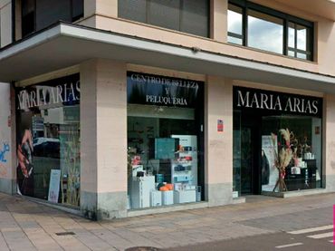 Local comercial en venda a Reyes Leoneses