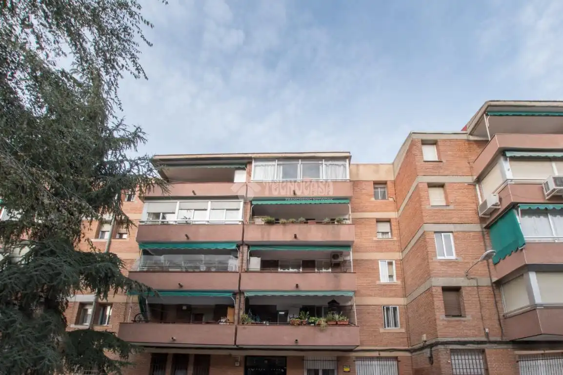Piso con terraza en venta en Carabanchel