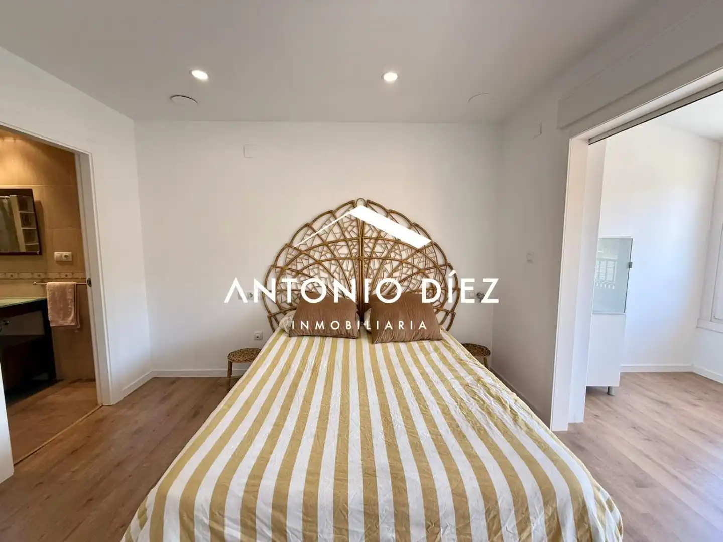 Bedroom of Attic for sale in Aspe  with Air Conditioner, Terrace and Storage room