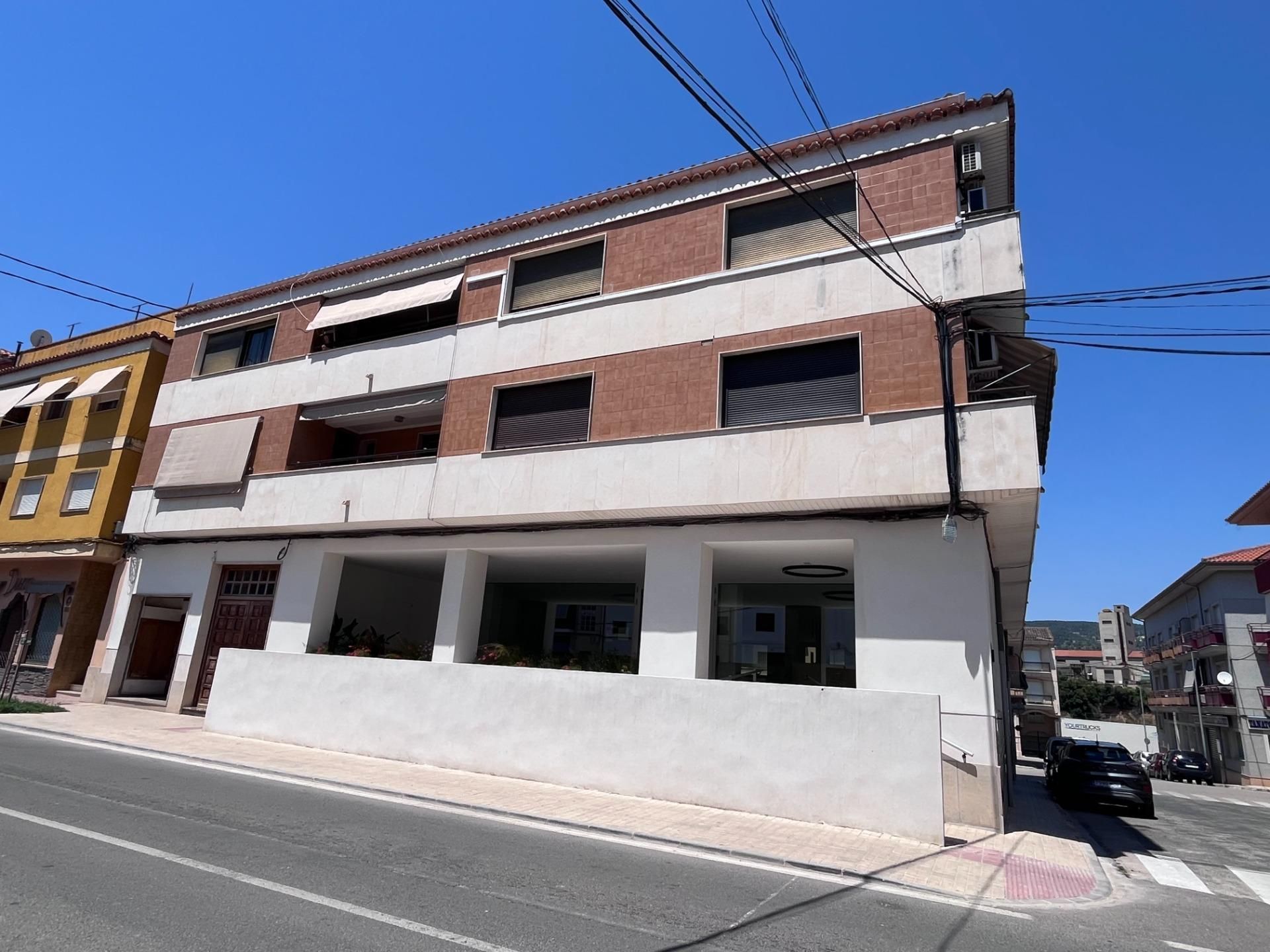 Exterior view of Flat for sale in Mogente / Moixent  with Terrace, Storage room and Balcony