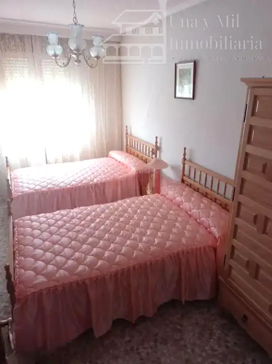 Habitación de Piso en venta en Guijuelo con Calefacción, Trastero y Amueblado