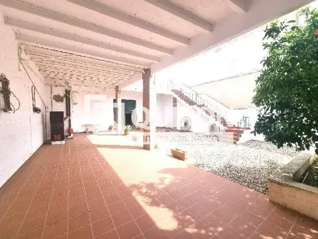 Villa mit Garten zum Verkauf in Catalunya, imagen 5