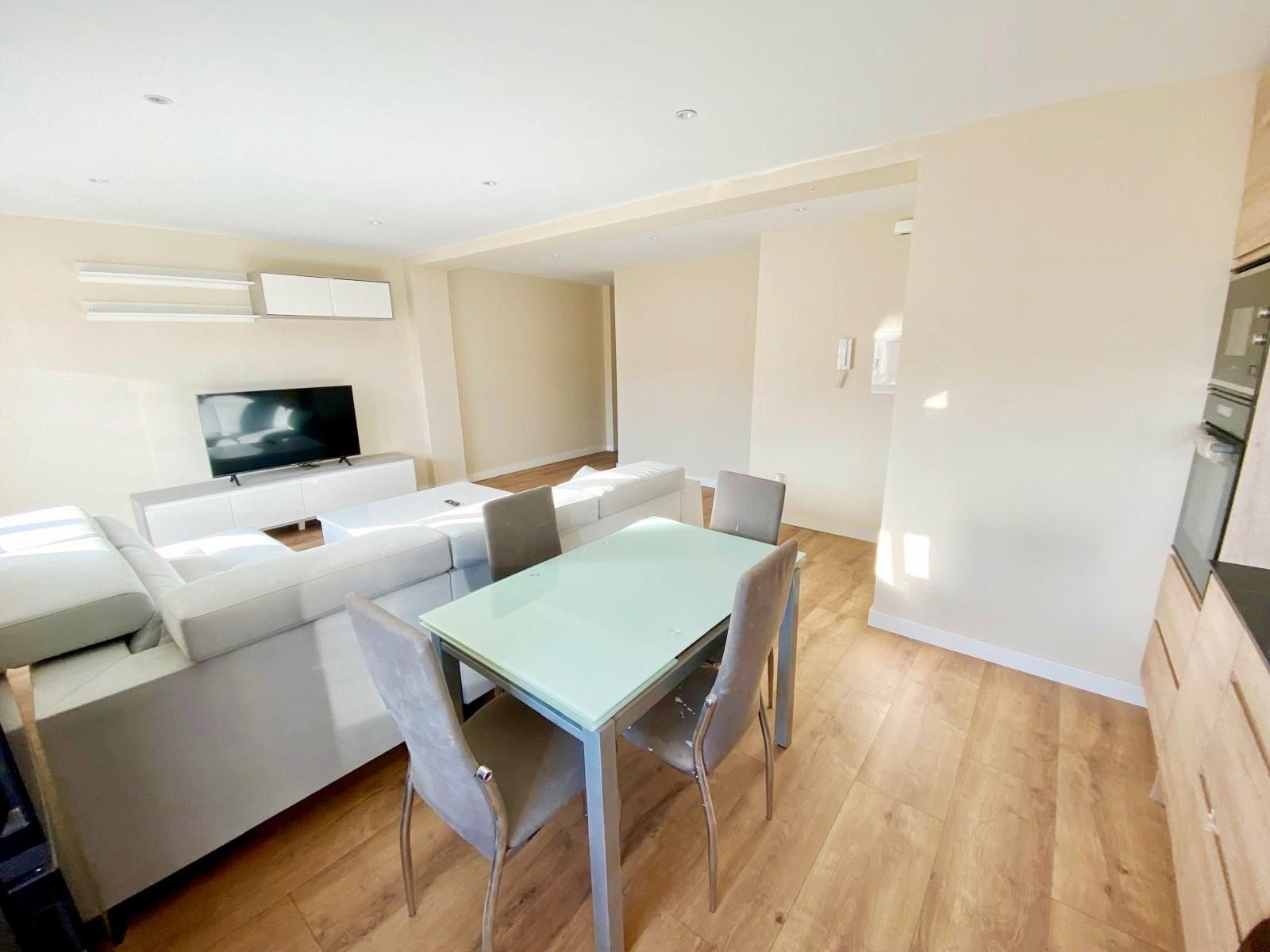 Living room of Flat for sale in Gijón   with Heating, Parquet flooring and Terrace