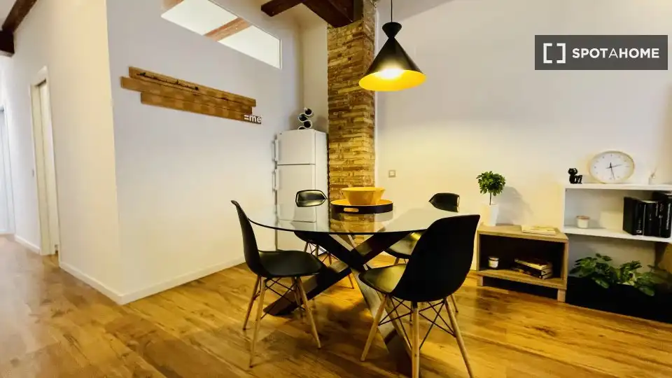 Flat with terrace to rent in Extramurs, imagen 9