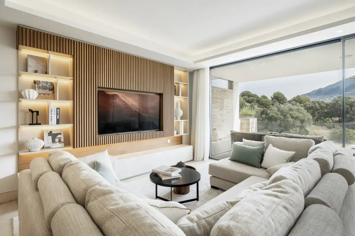 Sala de estar de Planta baja en venta en Marbella con Aire acondicionado, Jardín privado y Terraza