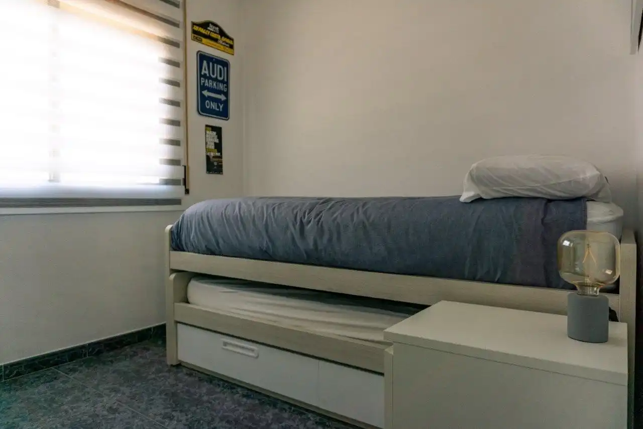 Schlafzimmer von Haus oder Chalet zum Verkauf in Sant Cebrià de Vallalta mit Heizung, Privatgarten und Terrasse