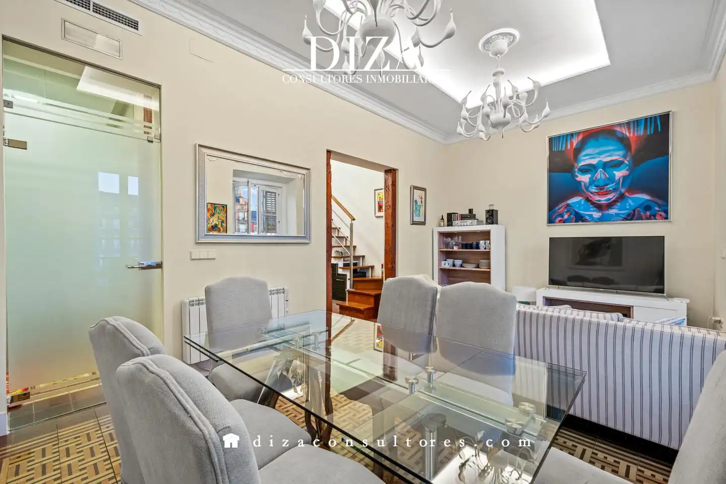 Comedor de Piso de alquiler en Madrid con Aire acondicionado, Calefacción y Amueblado