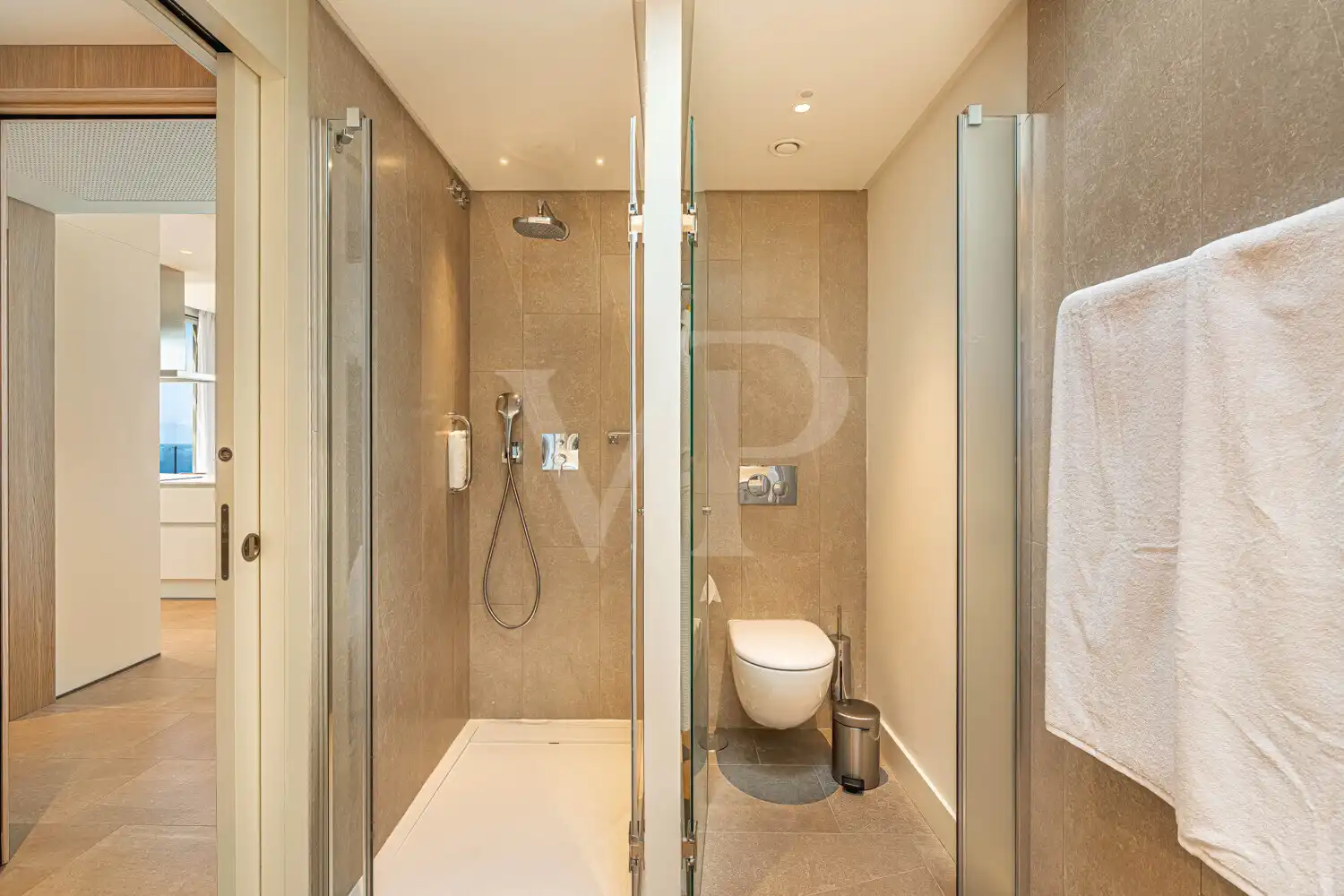 Badezimmer von Dachboden zum Verkauf in Guía de Isora mit Klimaanlage, Terrasse und Balkon