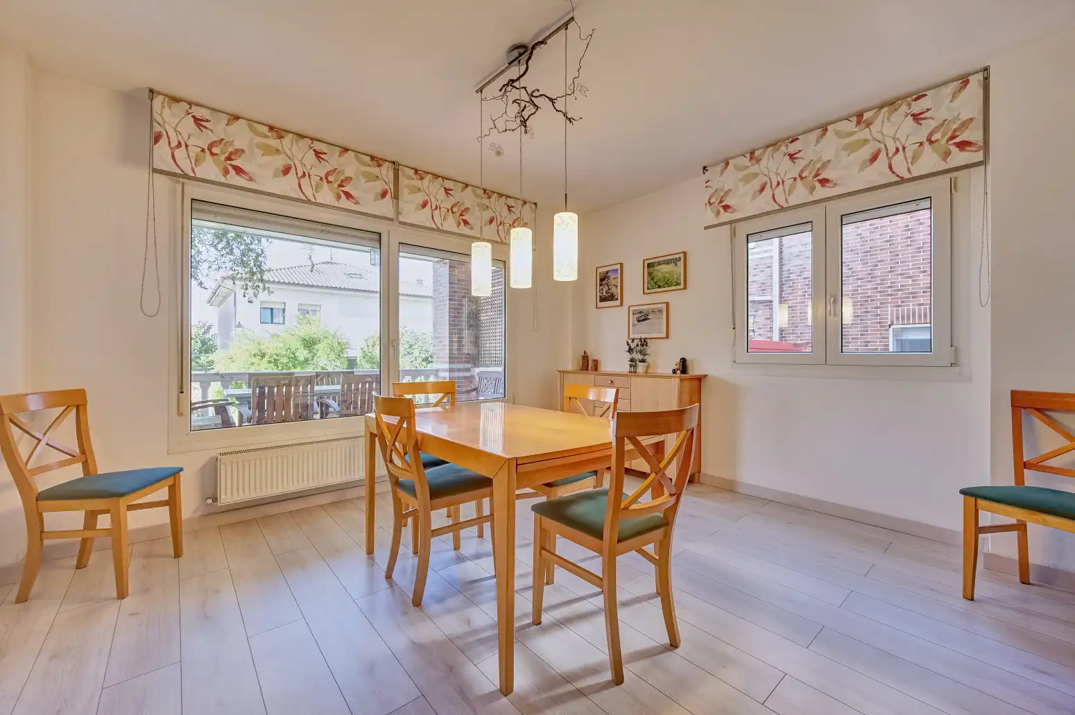 Dining room of Houses for sale in Cizur  with Heating, Private garden and Parquet flooring