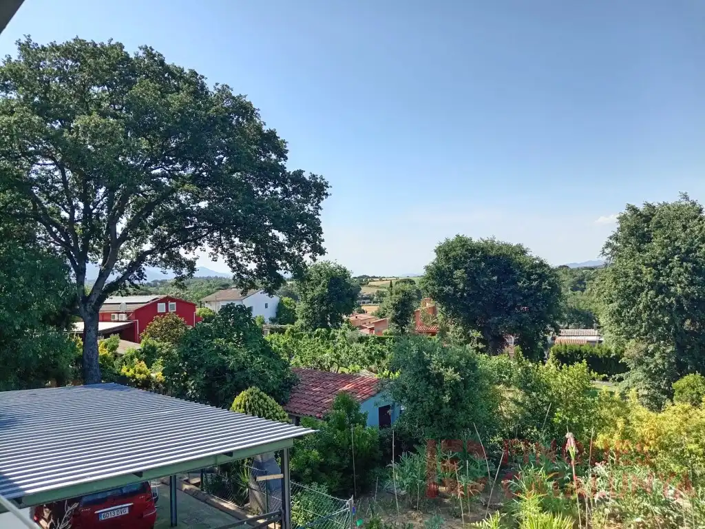 Jardí de Casa o xalet en venda en Vilobí d'Onyar
