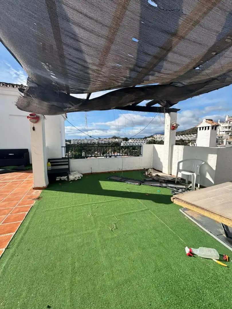 Dúplex en venda a Calahonda