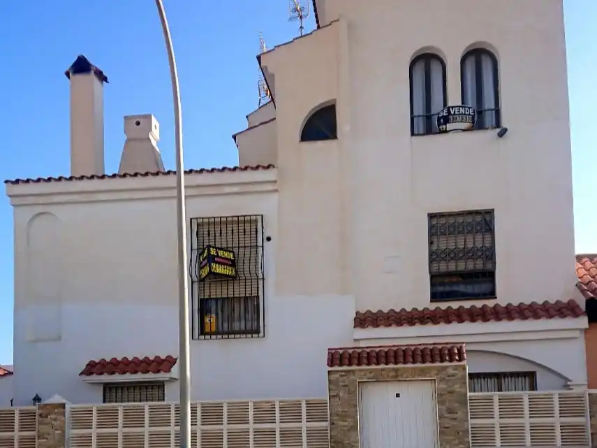 Dúplex amb piscina en venda a Habana B 1