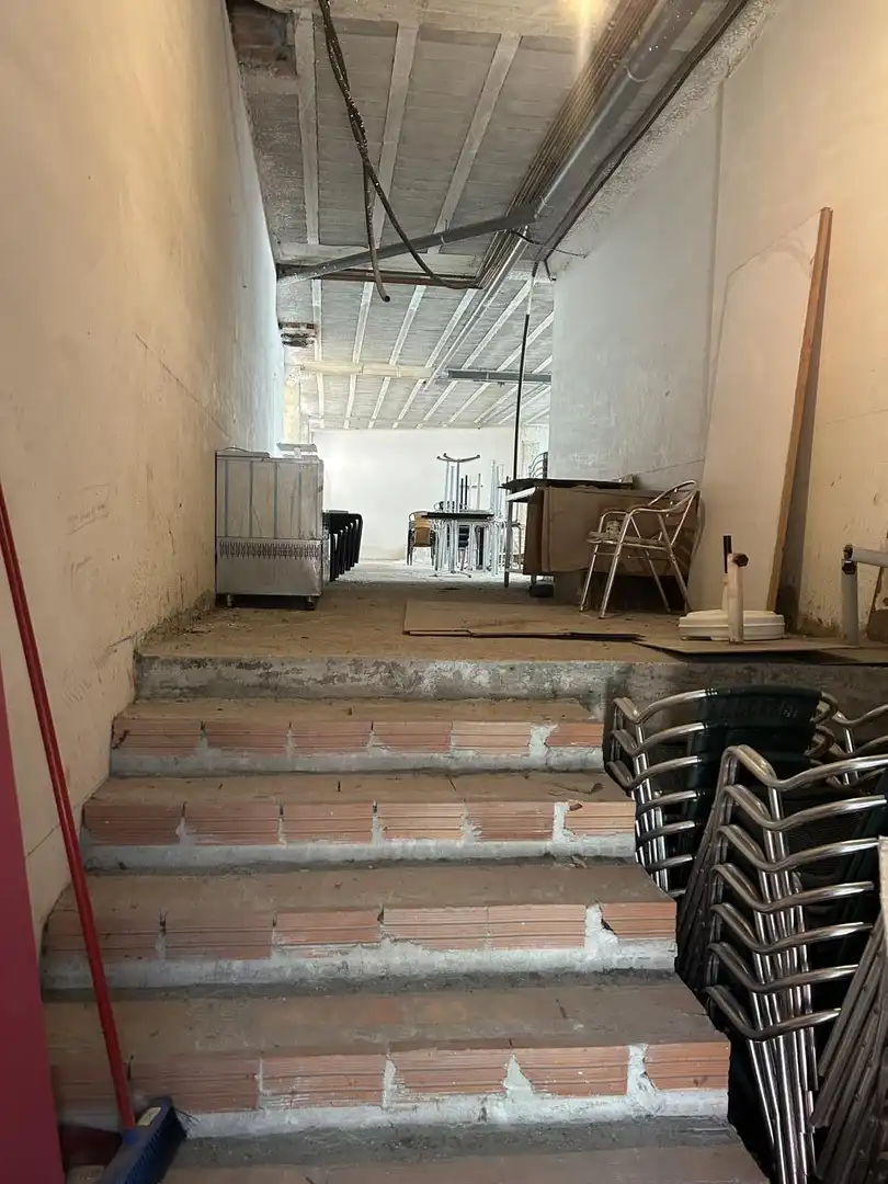 Local comercial de lloguer a Del Barrio, imagen 9