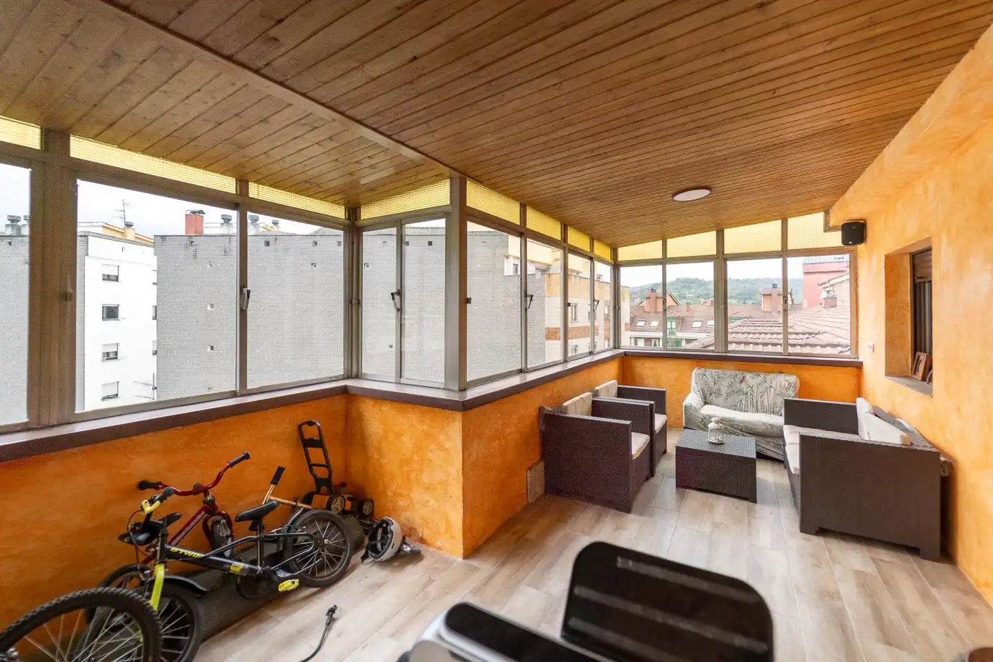 Balcony of Attic for sale in Langreo  with Heating, Parquet flooring and Terrace