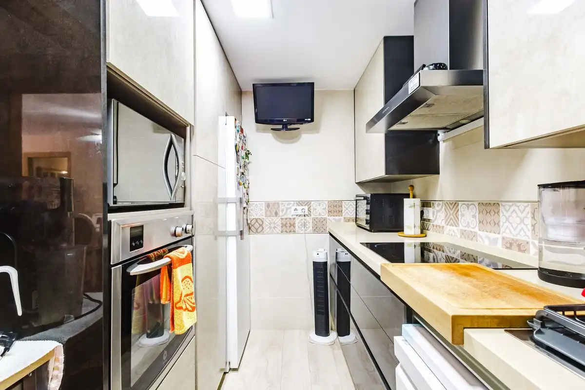 Flat with terrace for sale in Avenida Ingeniero José María Garnica, imagen 9