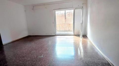 Foto 2 de Piso en venta en Carrer D'amèrica, Can Parellada, Barcelona