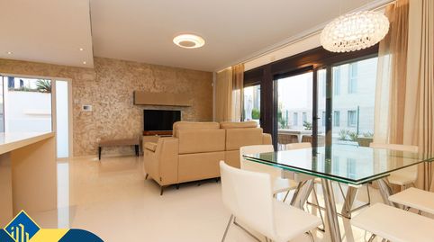 Villa con piscina privada en la provincia de Alicante, Orihuela Costa. 4 habitaciones | 190 m² | 400 metros del mar, imatge 5
