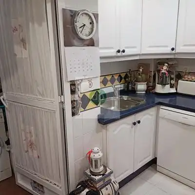 Cocina de Apartamento en venta en Badajoz con Aire acondicionado, Calefacción y Jardín privado