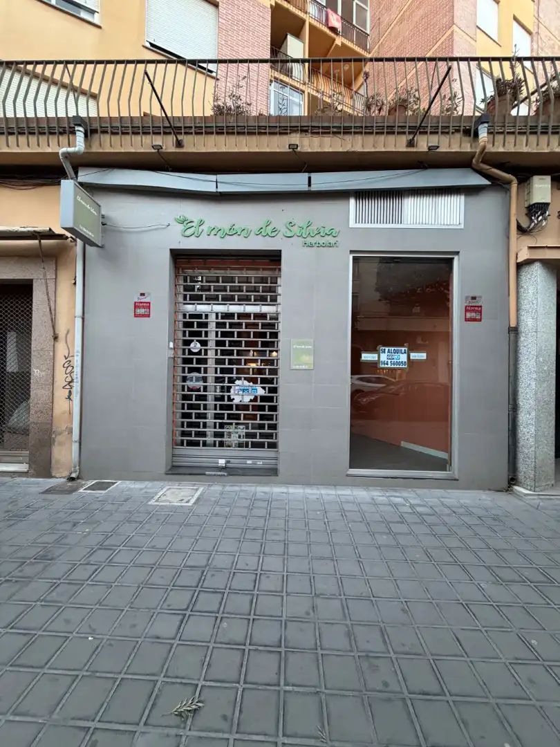 Local de alquiler en Almazora / Almassora