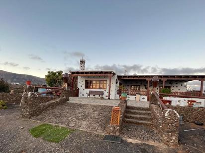 Vista exterior de Casa o xalet en venda en Tías amb Jardí privat, Terrassa i Traster