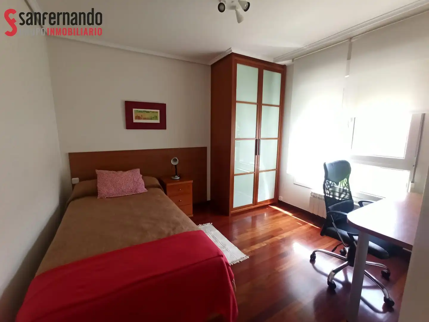 Habitación de Piso de alquiler en Santander con Calefacción, Parquet y Amueblado