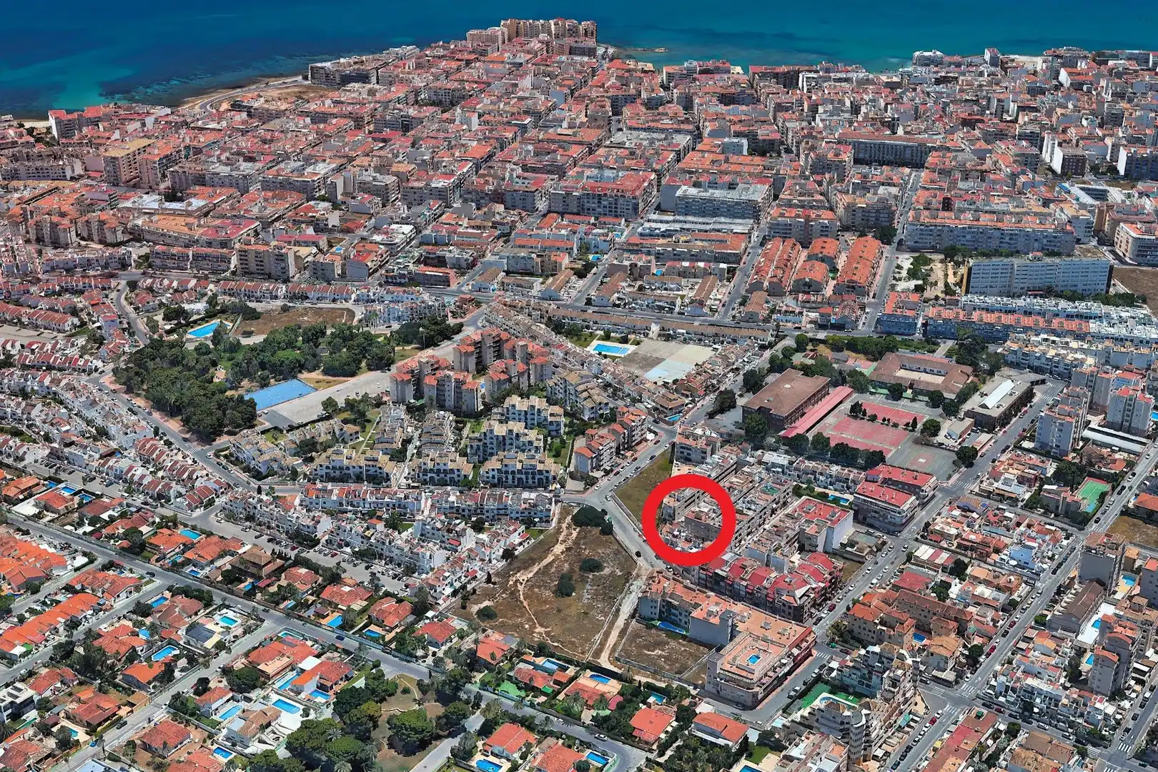 Vista exterior de Planta baja en venta en Torrevieja con Aire acondicionado, Calefacción y Terraza