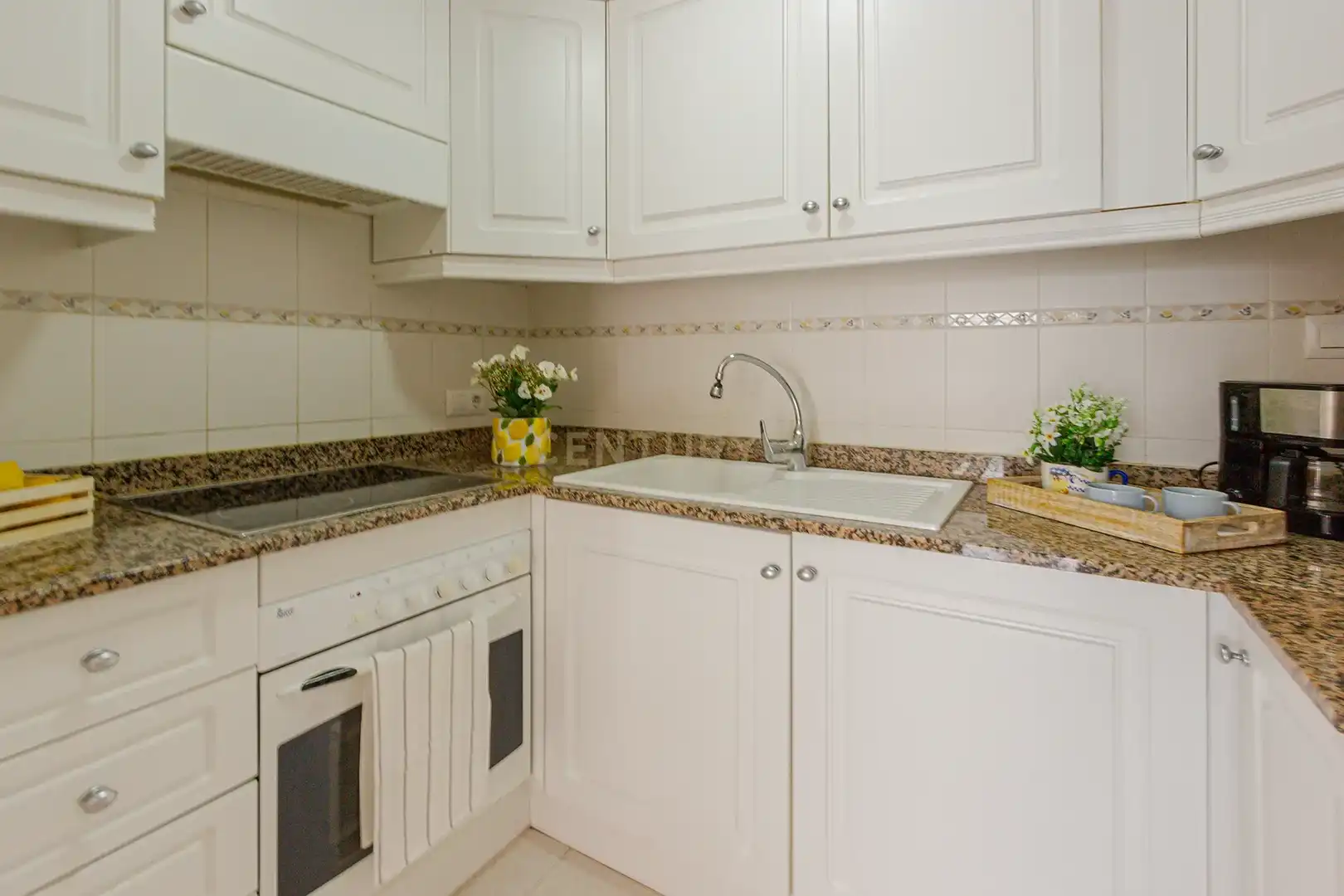Kitchen of Apartments for sale in Calpe / Calp  with Air Conditioner, Storage room and Oven
