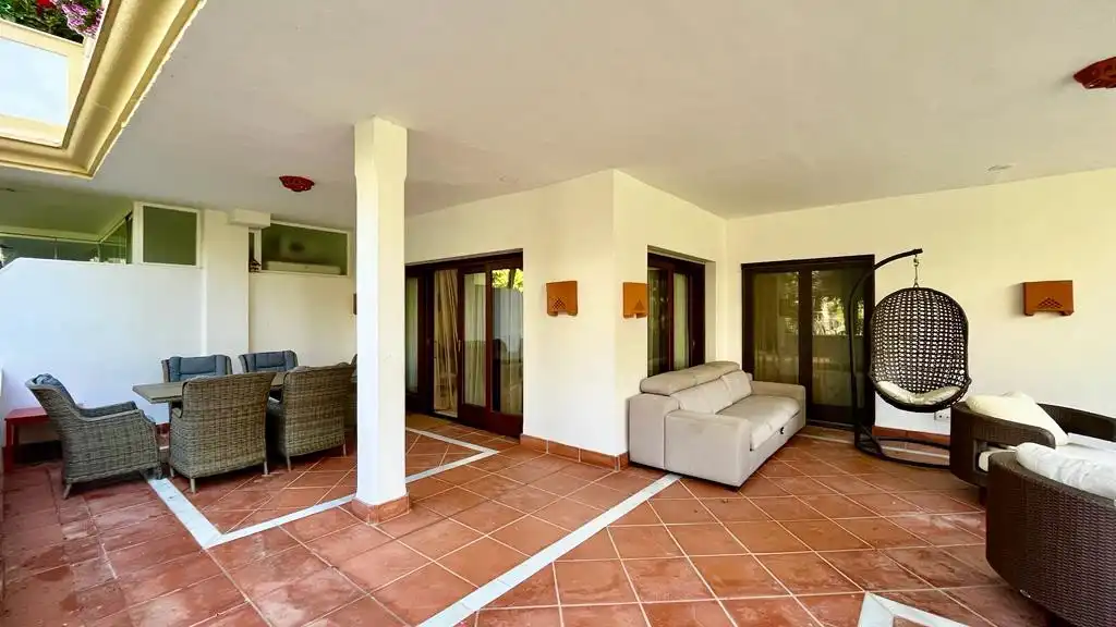 Terrace of Ground floor for rent in Marbella  with Air Conditioner, Private garden and Terrace