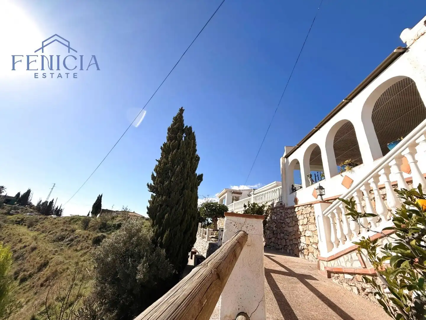 Vista exterior de Casa o chalet en venta en Almuñécar con Aire acondicionado, Calefacción y Jardín privado