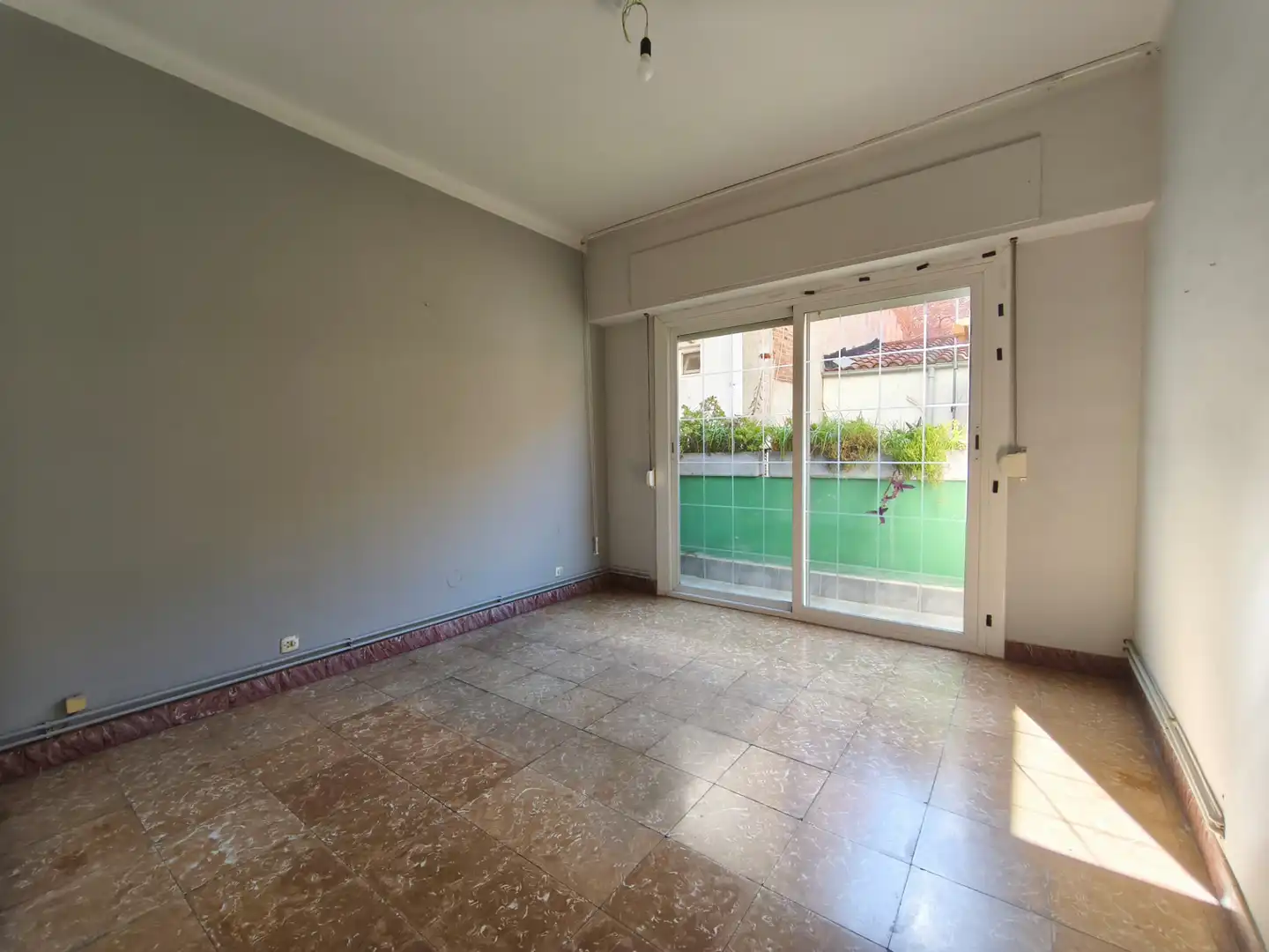 Sala de estar de Piso en venta en Barcelona con Aire acondicionado y Balcón