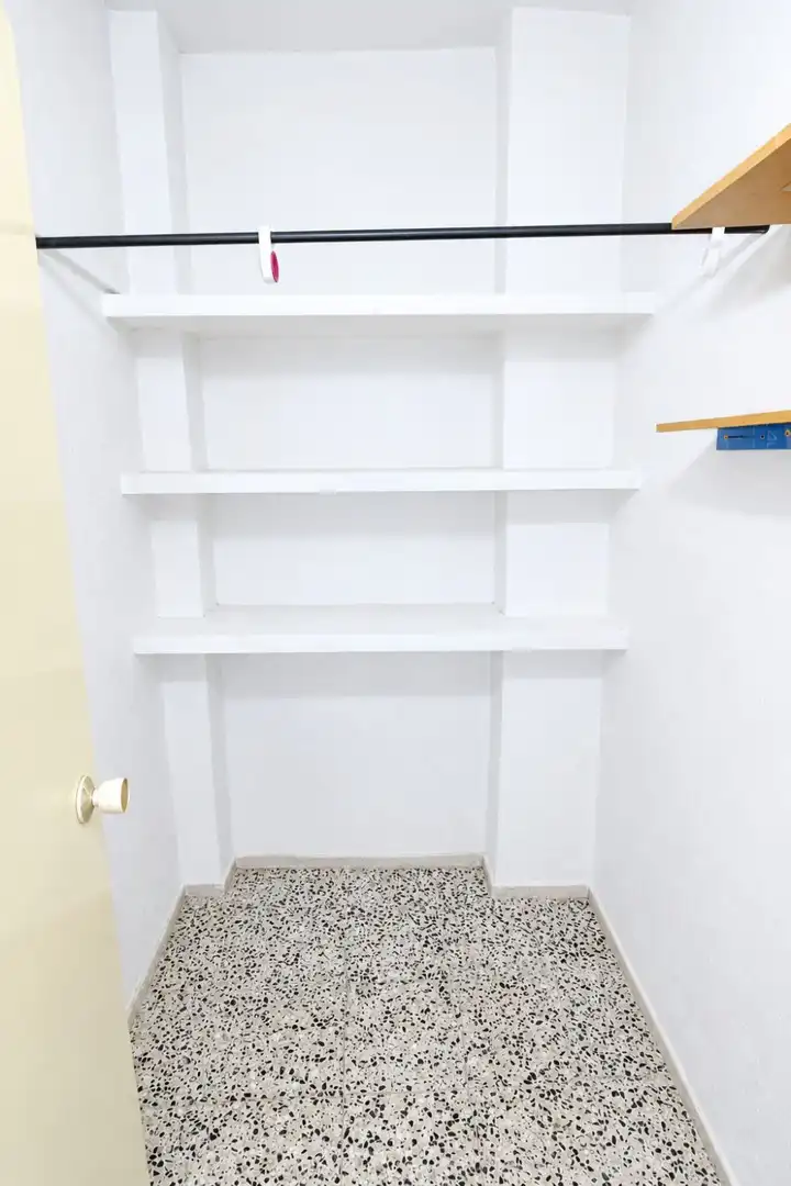Bedroom of Flat for sale in El Perchel