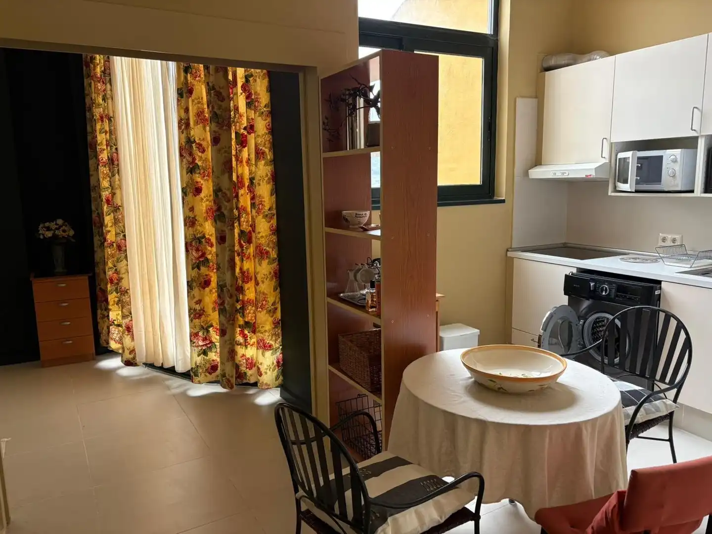 Flat for rent in Cenlle, Ourense