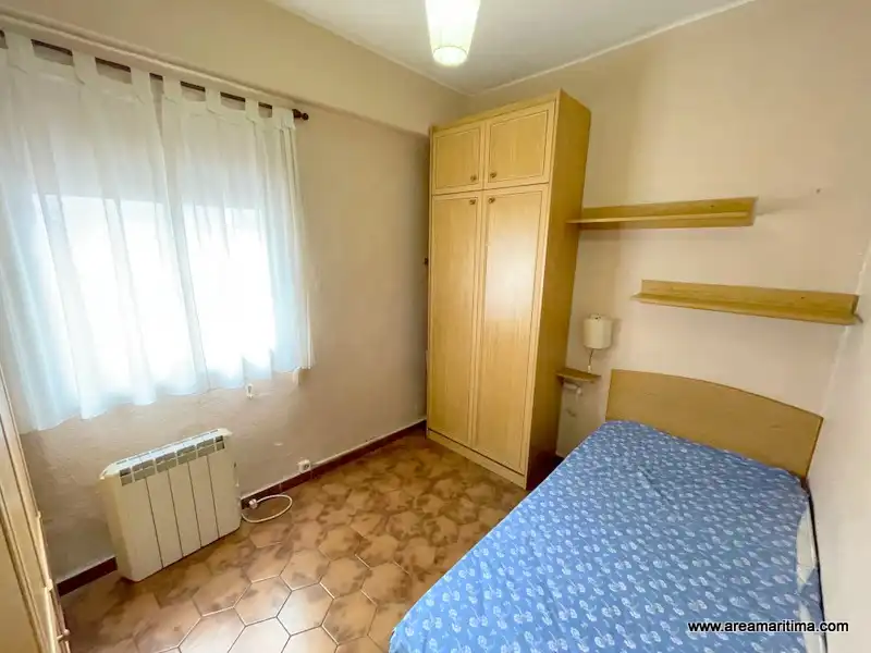 Habitación de Apartamento en venta en Valencia con Amueblado, Horno y Lavadora