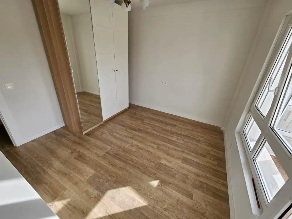 Bedroom of Flat for sale in Avilés
