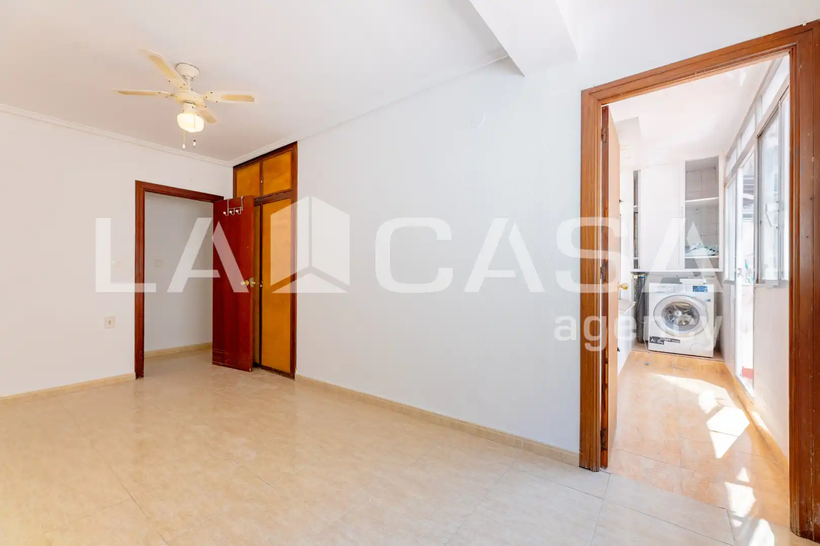 Habitación de Piso en venta en Valencia con Aire acondicionado, Terraza y Balcón