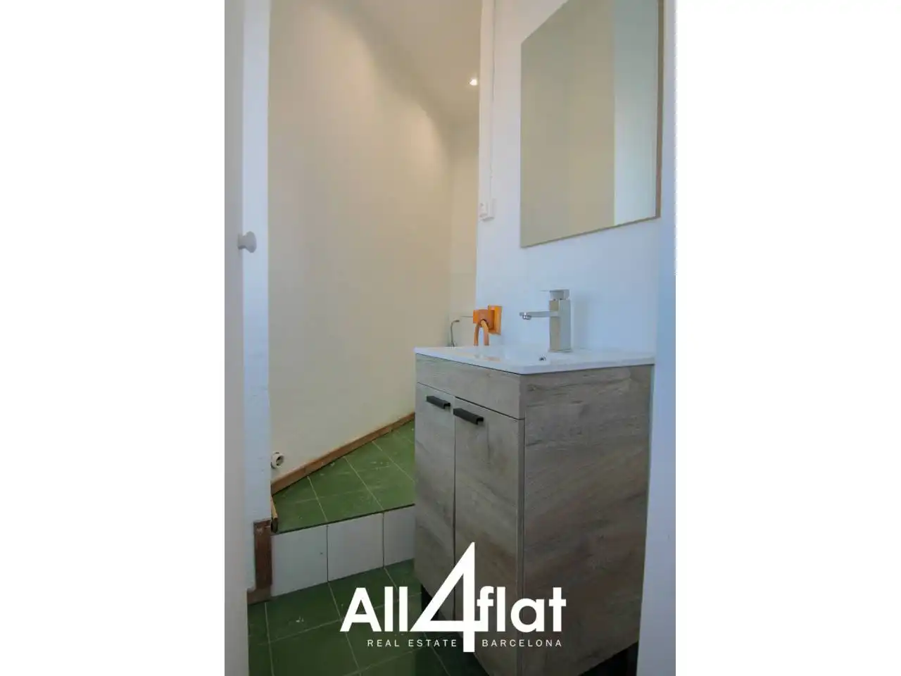 Badezimmer von Wohnung zur Miete in Barcelona mit Heizung, Möbliert und Alarm