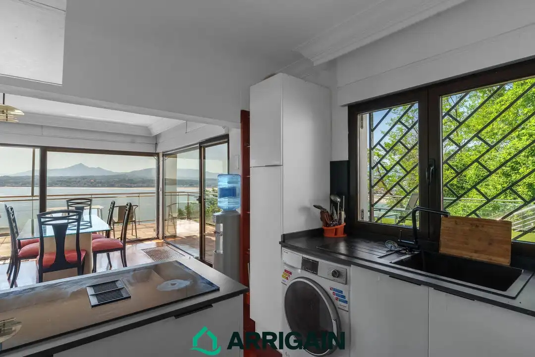 Kitchen of Houses for sale in Hondarribia  with Heating, Private garden and Terrace