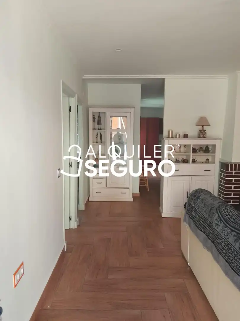 Casa o chalet de alquiler en Violetas, Cobatillas