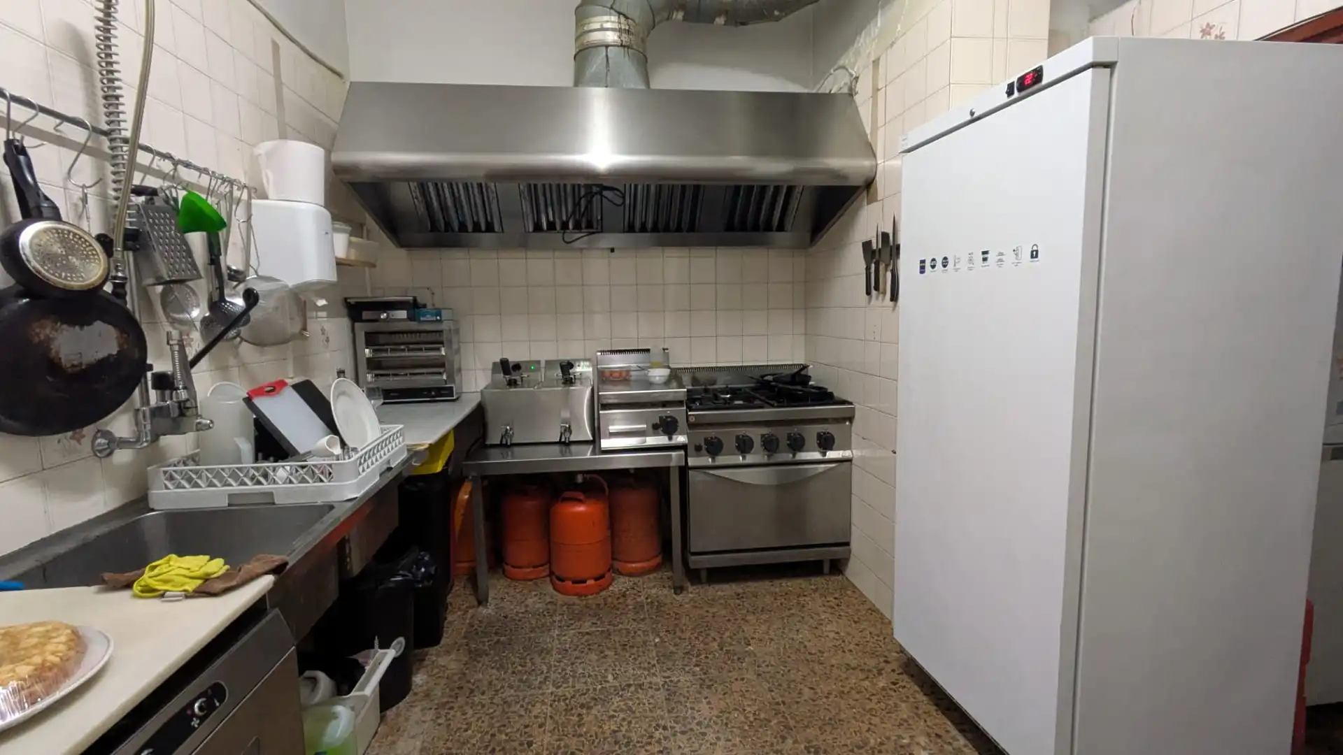 Kitchen of Commercial properties for transfer in Torredembarra  with Air Conditioner, Heating and Furnished